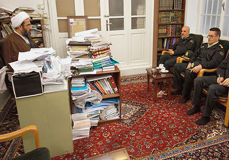 نیروی انتظامی در حفظ و برقراری امنیت کشور سهم بسزایی دارد