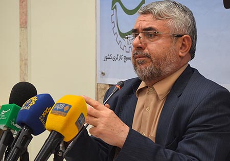 ملت ایران زیر بار سازش با استکبار نمی‌رود