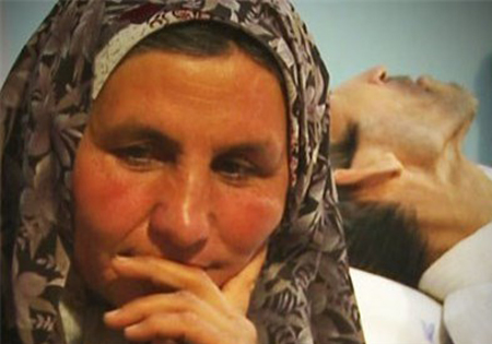 بیش از ۲۰ سال پرستاری از همسری جانباز در دورافتاده ترین روستای سبزوار