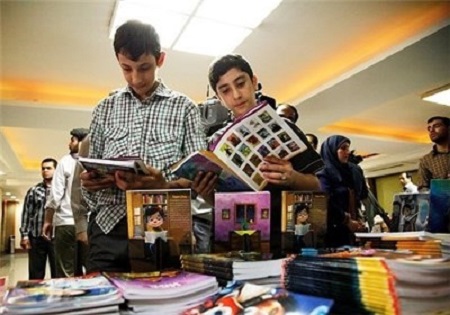 عرضه نوشت‌افزارهای اسلامی ایرانی در اردوهای راهیان نور
