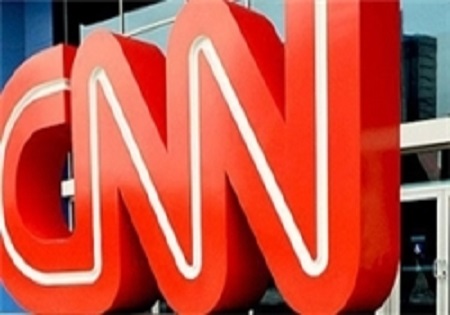 تظاهرات هزاران نفری در مقابل ساختمان‌های «CNN» و «FOX NEWS»