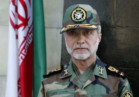 فرمانده کل ارتش انتصاب سرلشکر رشید، امیر موسوی و سردار عبداللهی را تبریک گفت