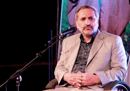 دشمن نمی‌خواهد نسل جوان از روش رزمندگان و شهدا الگو بگیرد