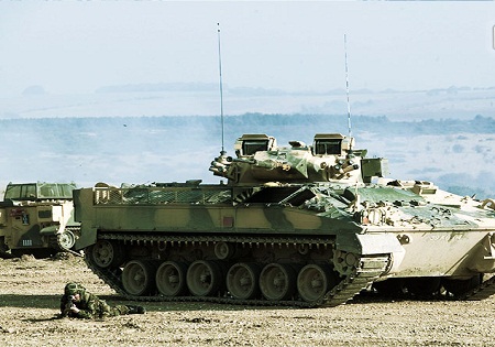 داعش از نفربرهای زرهی آمریکایی برای حمل بمب‌ استفاده می‌کند