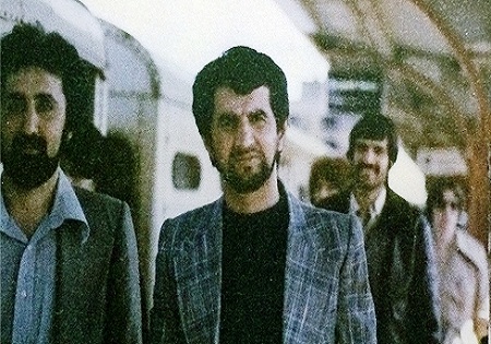 حجاب کالیفرنیایی این خانم ها مانع از اتصالمان به نماز جماعت شد!