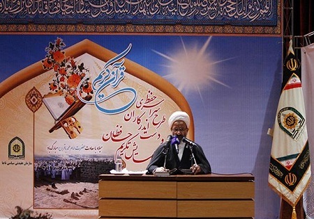 ظهور داعش و وهابیت نتیجه جدا شدن از قرآن است