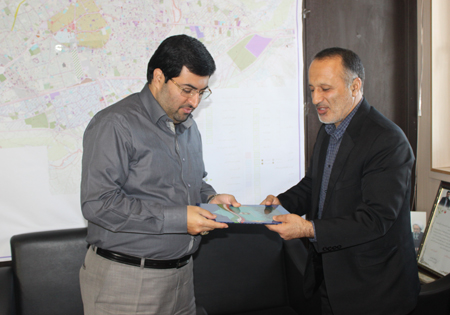 مدیرکل حفظ آثار دفاع مقدس مازندران از شهردار ساری تقدیر کرد