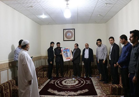 دیدار رییس دانشگاه شهرداری اهواز با خانواده سردار شهید «جاسم نوری»