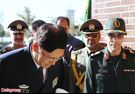تصاویر/دیدارسرلشکر محمد باقری و جانشین رئیس ستاد کل ارتش جمهوری خلق چین