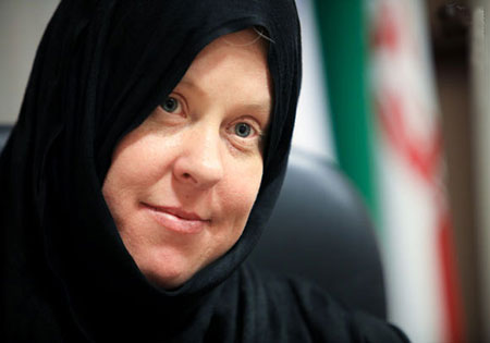 مرگ بر «سیاستهای غلط آمریکا» را قبول دارم/ ایران یک ابرقدرت منطقهای است