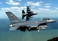 بمب افکن های ترکیه شمال عراق را بمباران کردند