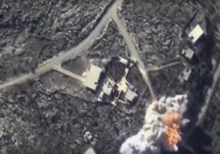 بمباران سنگین محل سقوط سوخو-۲۴
