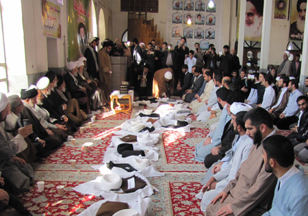 جشن عمامه گذاری طلاب حوزه علمیه شهرستان نکا برگزار شد