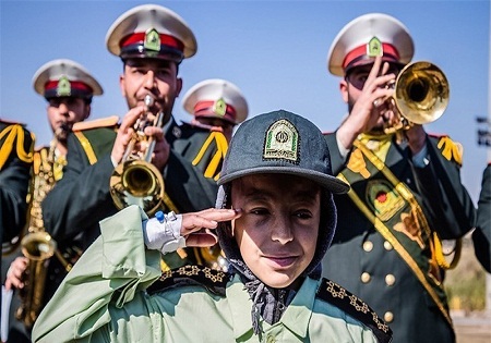 کودک سرطانی «فرمانده» شد