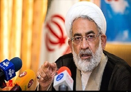 مردم نسبت به پول‌های کلانی که برخی برای انتخاب شدن هزینه می‌کنند، هوشیار باشند