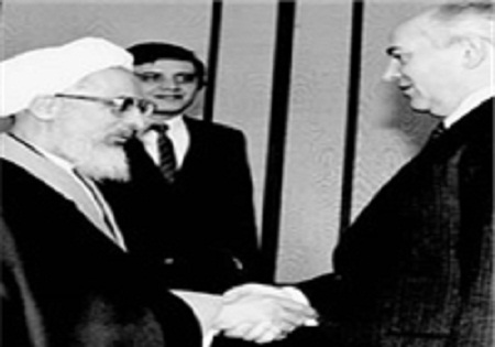 خاطرات آیت‌الله جوادی آملی از رساندن نامه امام به گورباچف
