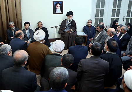 تصاویر/دیدار نوروزی جمعی از مسئولان کشور با مقام معظم رهبری