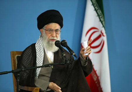 تا وقتی دشمنی دولت آمریکا با ایران ادامه دارد تعامل با آنها هیچ وجهی ندارد