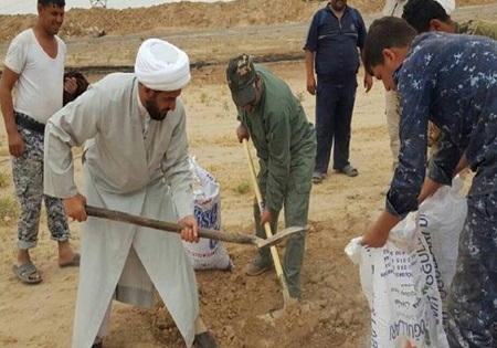 عکس/ حضور روحانیون در خط مقدم نبرد با داعش