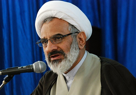 دشمن می خواهد روحیه انقلابی و جهادی را از ما بگیرد