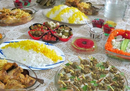تغذیه روزه‌دار چگونه باشد/ روزه‌دارانی که بهتر است آنان را گناهکار بدانیم تا مطیع