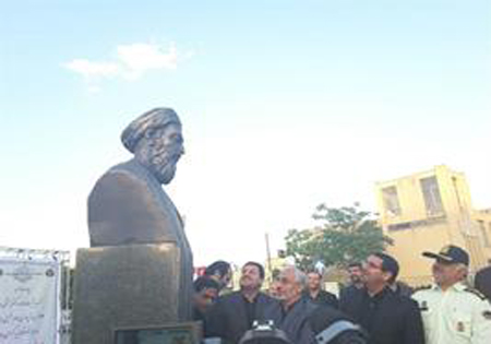 سردیس شهید بهشتی در کرمان رونمایی شد