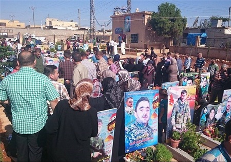 حملات تروریستها مانع برگزاری نماز عید فطر در نبل و الزهراء نشد