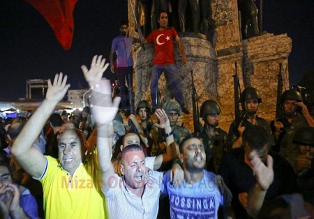 تفاوت 4 کودتای قبلی ترکیه با کودتای فعلی/ حضور مردم در خیابان‌ها نه به کودتا بود