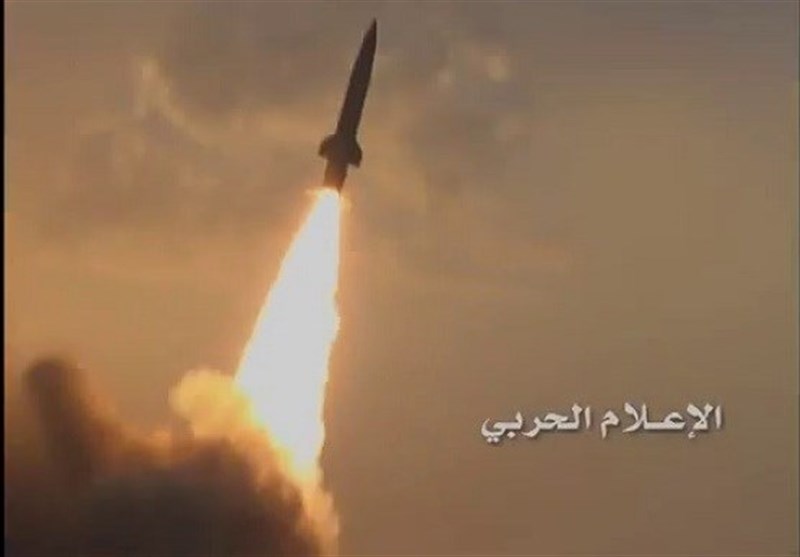 القوة الصاروخية اليمنية تعلن إطلاق صاروخ باليستي على قصر اليمامة في الرياض
