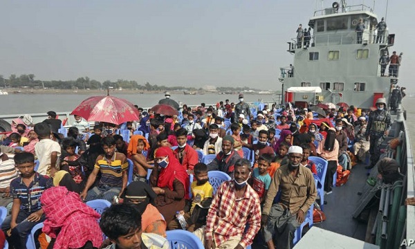 بنغلادش ترحل دفعة ثانية من الروهينغا إلى جزيرة 