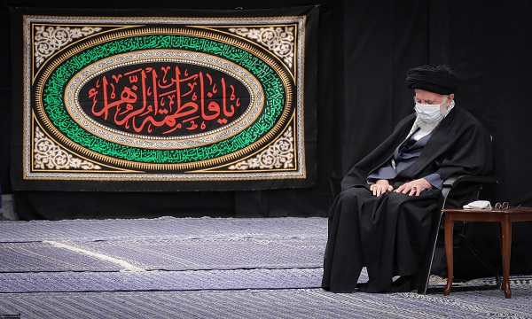 اقامة مجلس عزاء بحضور قائد الثورة في ذكرى استشهاد فاطمة الزهراء (س)