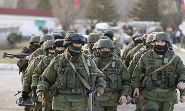 روسيا تنشر قوات ووحدات إنزال على الحدود مع أوكرانيا