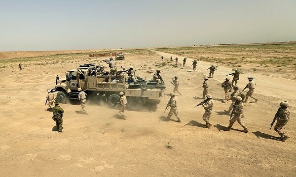 القوات العراقية تقبض على اثنين من إرهابيي (داعش) شمال بغداد