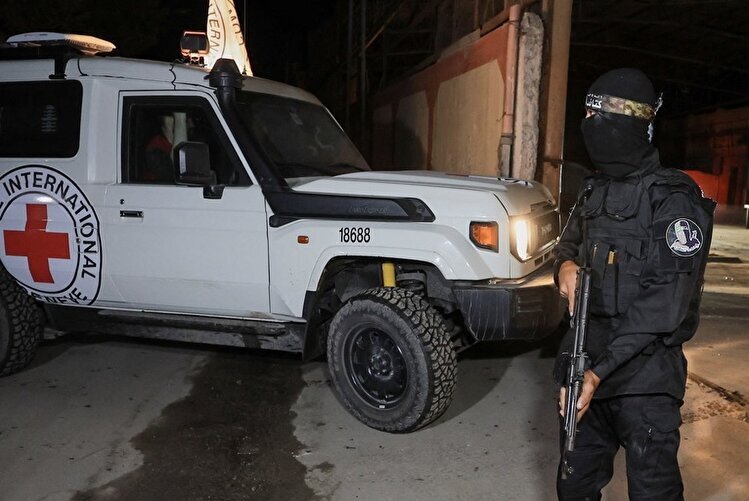 هابت کيان الاحتلال من وجود مقاتلي حماس في المنطقة الصفراء بغزة هابت کيان الاحتلال من وجود مقاتلي حماس في المنطقة الصفراء بغزة