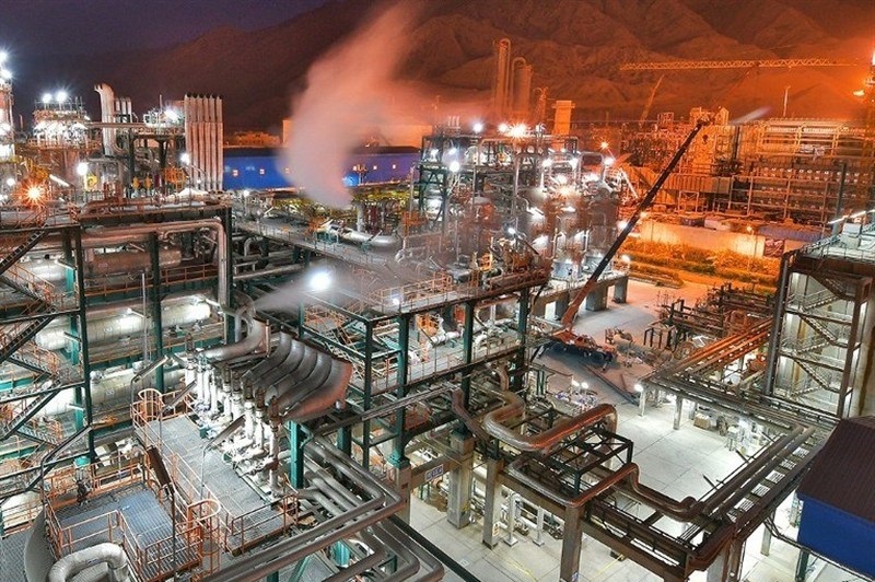 95٪ من المعدات الاساسية لقطاع البتروكيماويات تُنتج محلياً في ايران