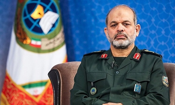 العميد وحيدي: المناورات تعكس قوة الشعب الإيراني
