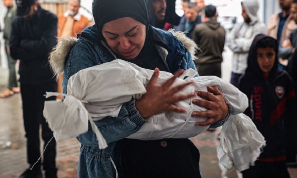 الصحة بغزة: الاحتلال الاسرائيلي يقتل طفلا فلسطينيا كل 40 دقيقة