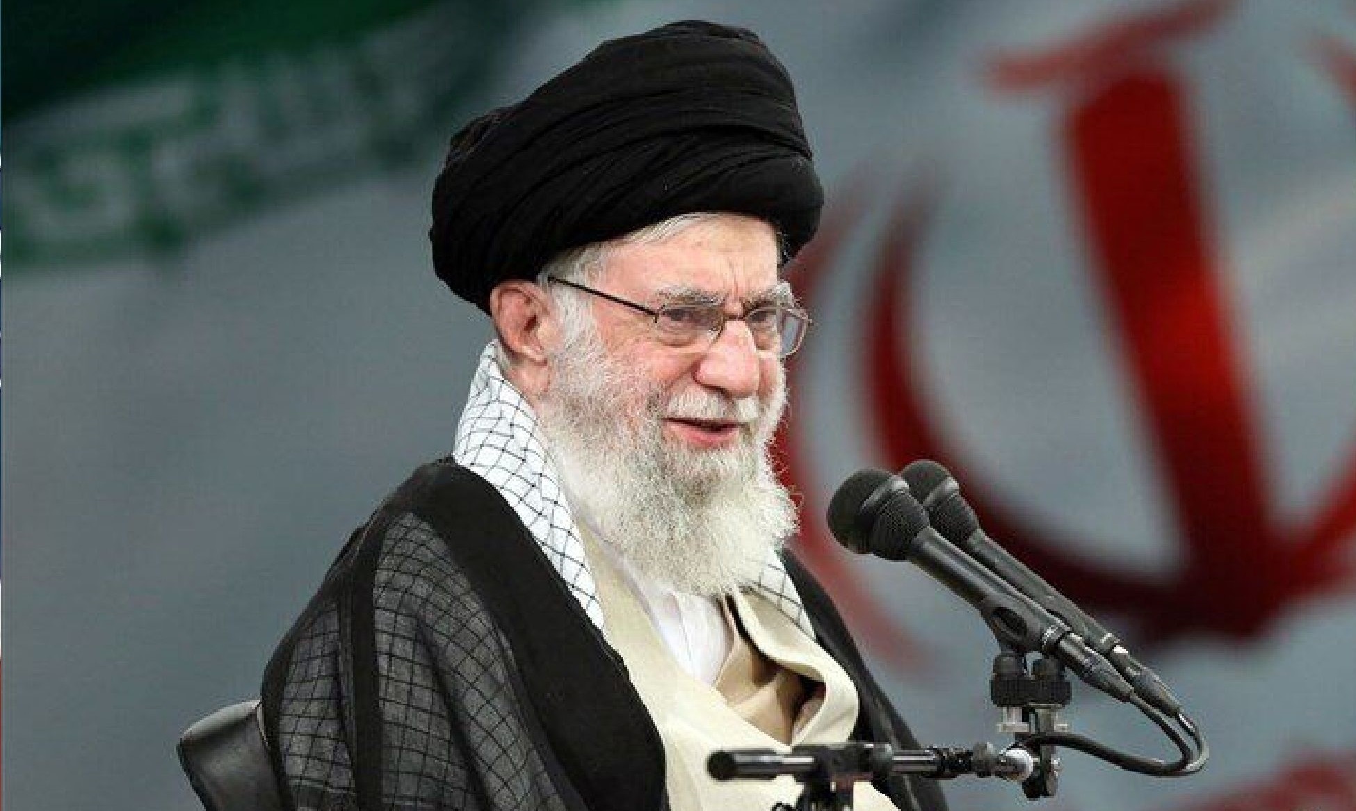 السيد خامنئي: العدو لم يحقق أهدافه.. والقوة العلمية والعسكرية لإيران ستتقدّم بزخم أكبر