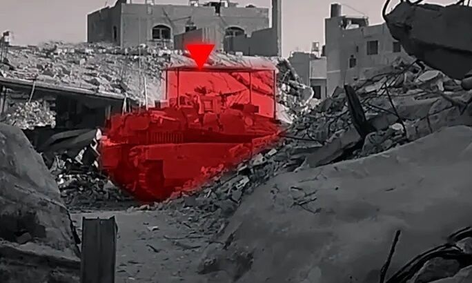 القسام تعلن تفجير ناقلة جند ودبابة للاحتلال بخان يونس وجباليا