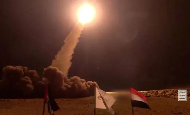 صفارات تدوي في