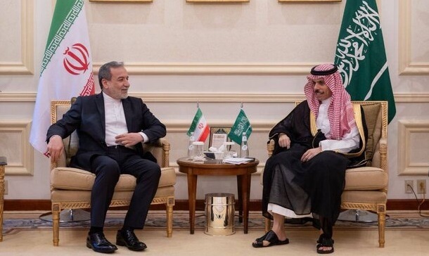 عراقجي: دول المنطقة تتحمل مسؤولية مشتركة في مواجهة تهديدات الكيان الصهيوني