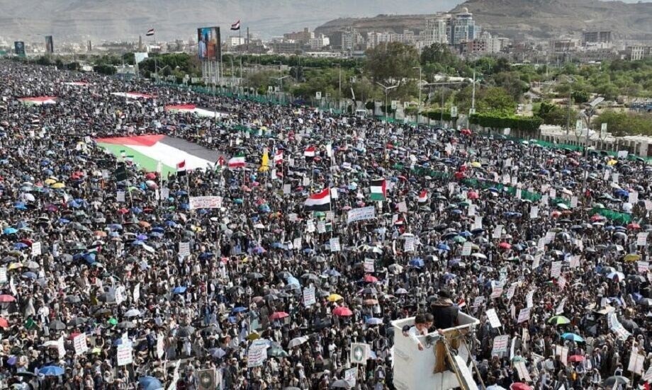 وقفات حاشدة في صنعاء تحت شعار