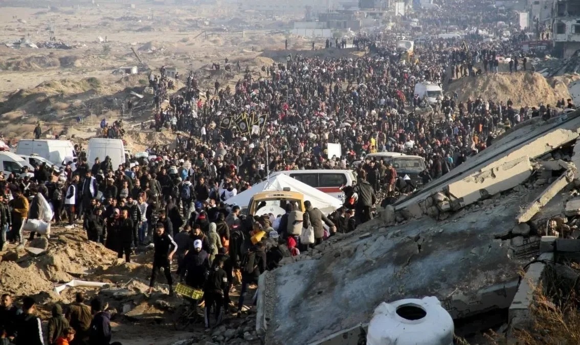اليمن: 6 شهداء و86 جريحاً في العدوان الإسرائيلي على صنعاء اليمن: 6 شهداء و86 جريحاً في العدوان الإسرائيلي على صنعاء