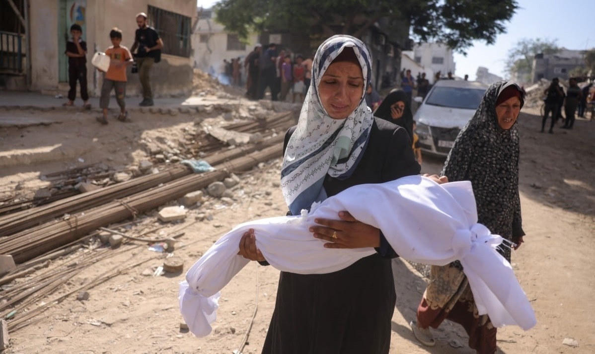 أكثر من 20 شهيداً في غارات إسرائيلية متواصلة على قطاع غزة منذ فجر اليوم