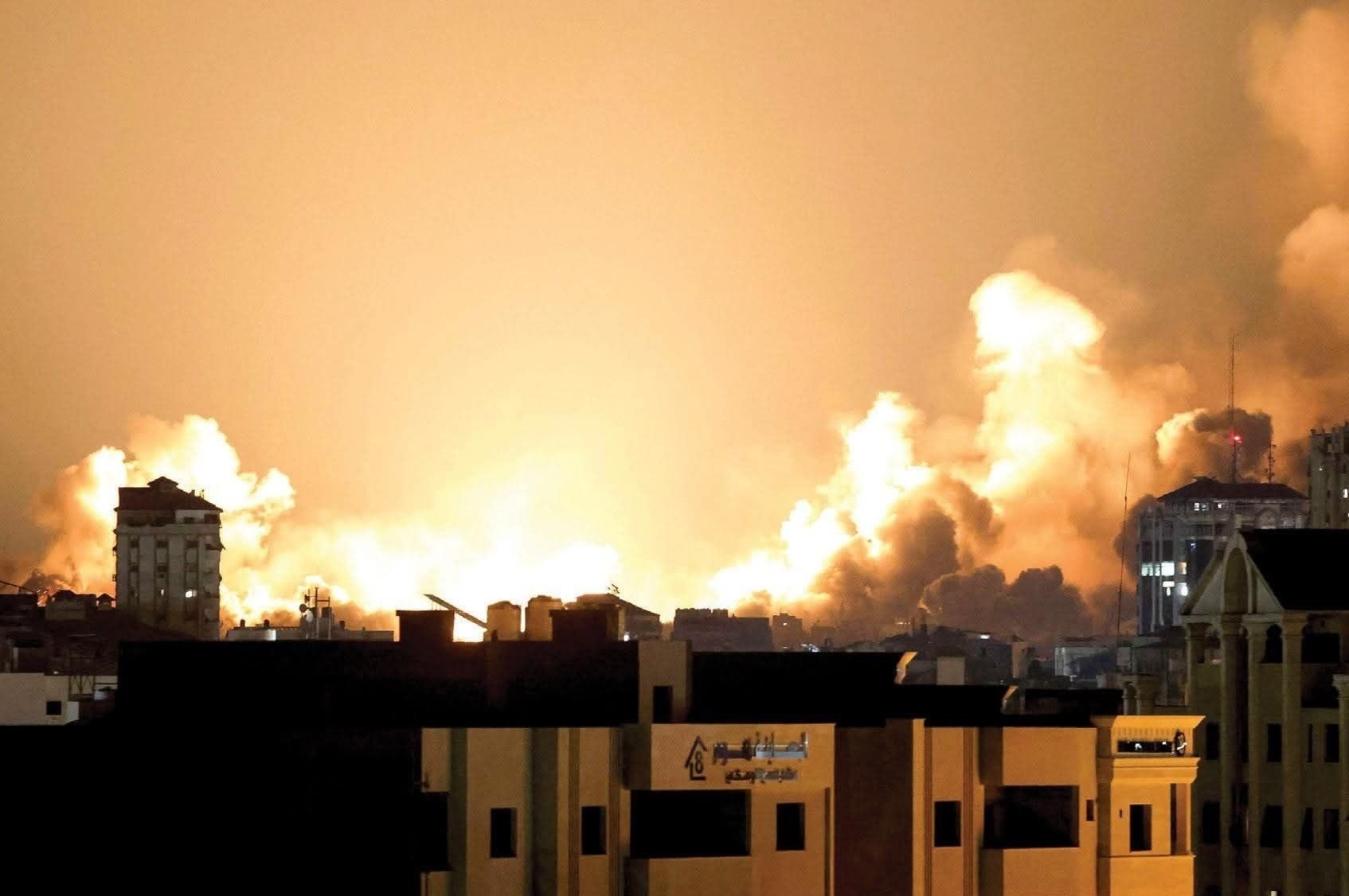 أكثر من 60 شهيداً في قطاع غزة خلال ساعات.. والاحتلال ينسف منازل في الشيخ رضوان