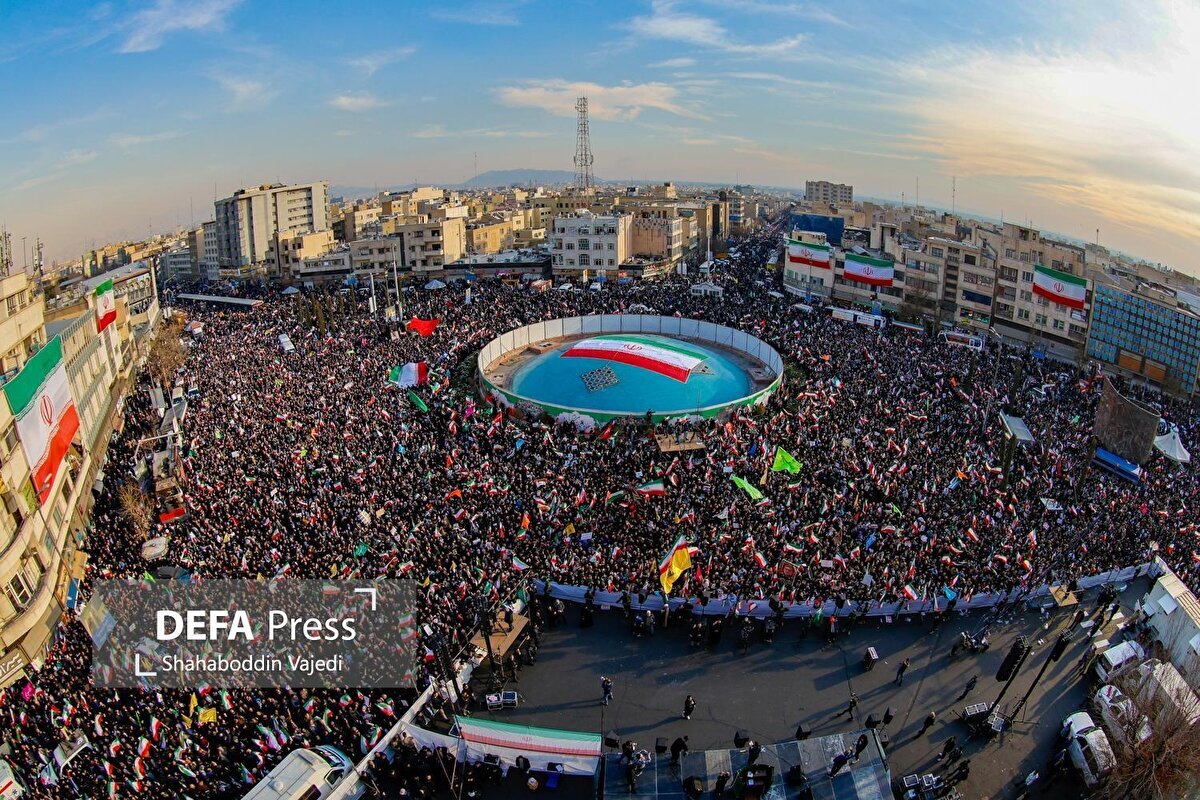 3 ملايين شخصا شاركوا في المسيرة الكبرى في طهران ضد الشغب المسلح المدعوم صهيواميركياً