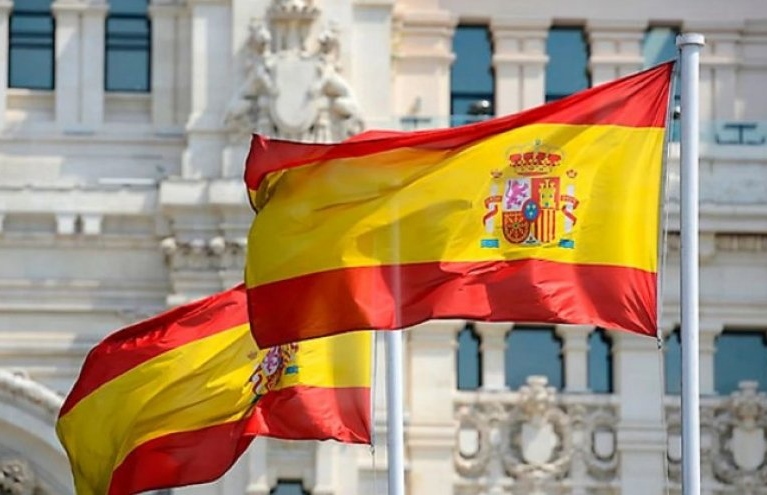 إسبانيا تعفي سفيرتها في الكيان الاسرائيلي من مهامها