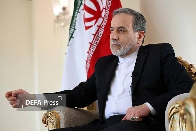 وزير الخارجية الإيراني: لا مفاوضات مع أمريكا.. رغم تواصلها عبر وسطاء وزير الخارجية الإيراني: لا مفاوضات مع أمريكا.. رغم تواصلها عبر وسطاء