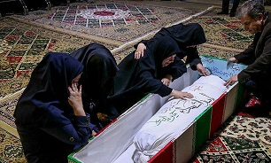 The newly identified martyr sister, Mehdi Chitzsazan, in a conversation with Defense Press: