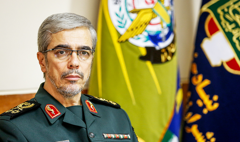 Iran chief of staff of Armed Forces, Major General Bagheri, in a message congratulated Chiristmas and the new year to  the authorities of the world.